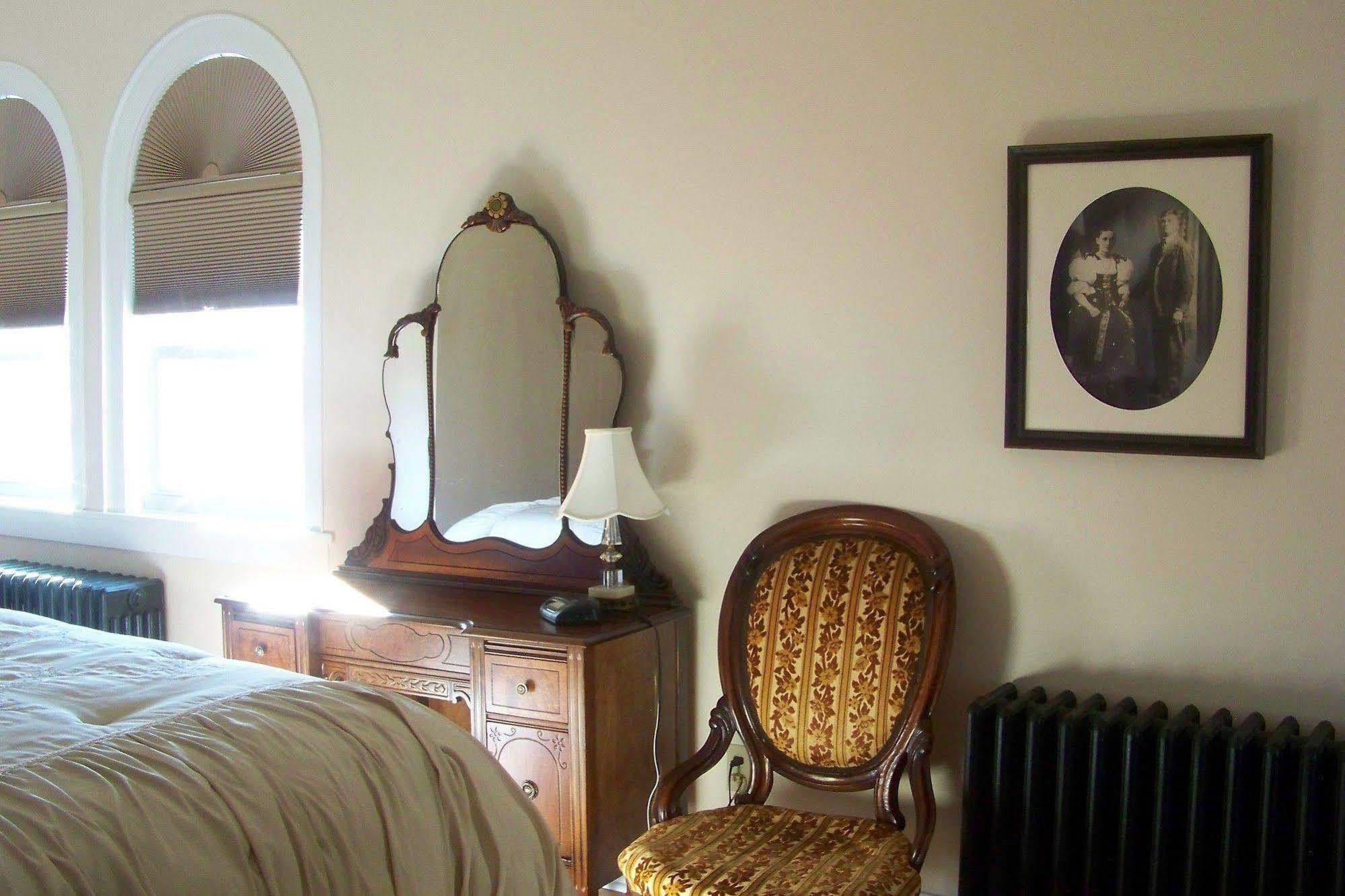 Connellsville Bed&Breakfast Extérieur photo